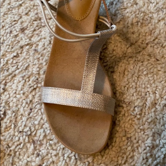 Style & Co, never worn, beautiful shoes! - Picture 2 of 5